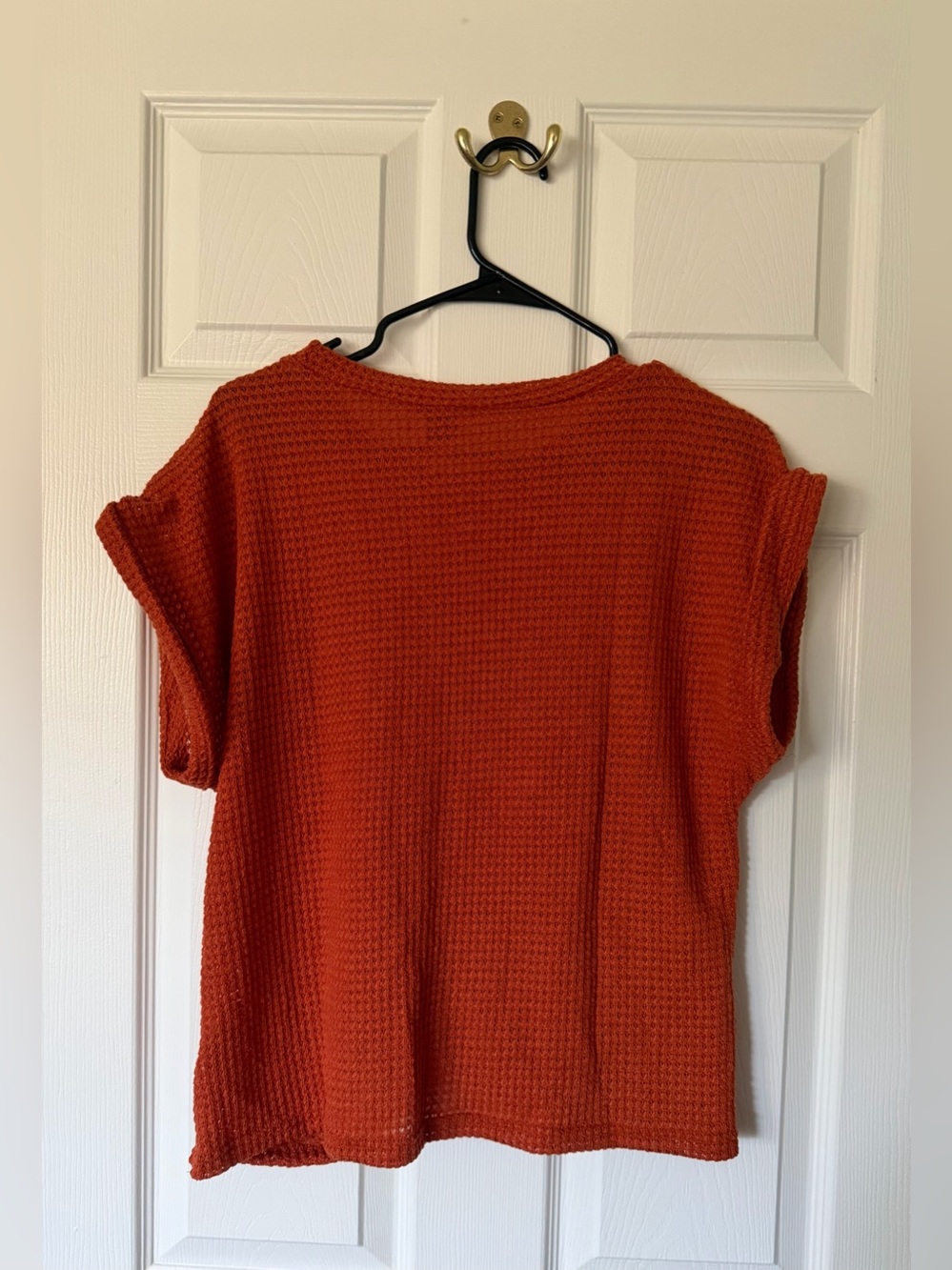 Emery Rose Rust Orange Waffle Short Sleeve Tee - Picture 3 of 4